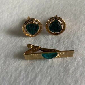 3-pc Cuff link and tie clip set.